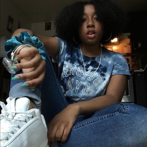 Meet your Posher, Cristal